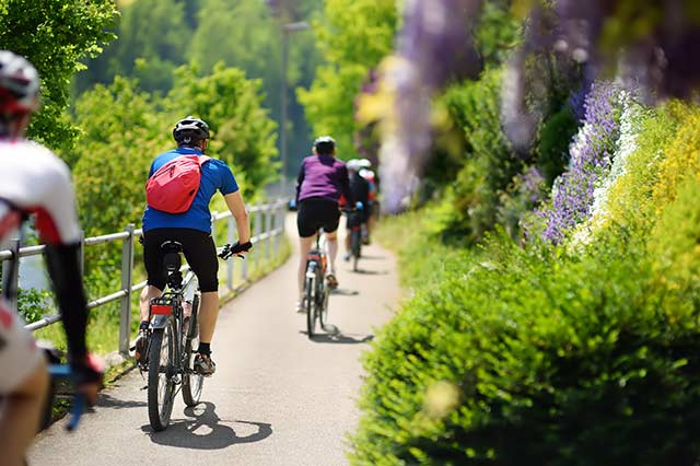 Balades à vélo en plein été